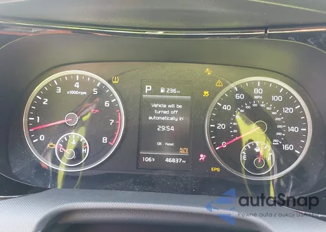 2022 Kia K5 Gt-Line z USA, uszkodzony, nr VIN 5XXG64J29NG110099